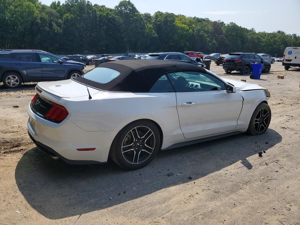 62766976 :رقم المزاد ، 1FATP8UH9N5107099 vin ، 2022 Ford Mustang مزاد بيع