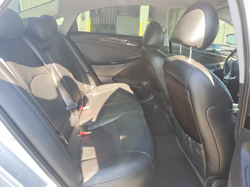 60779796 :رقم المزاد ، 5NPEC4AB7DH809234 vin ، 2013 Hyundai Sonata مزاد بيع