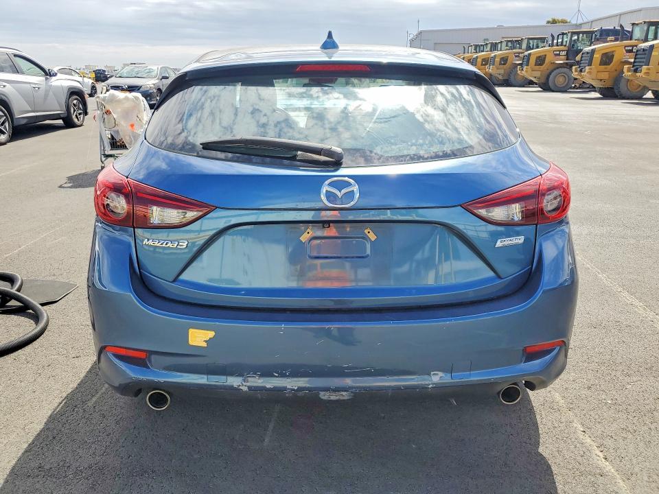 Продажа на аукционе авто 2017 Mazda 3, vin: JM1BN1M30H1135442, номер лота: 60236516