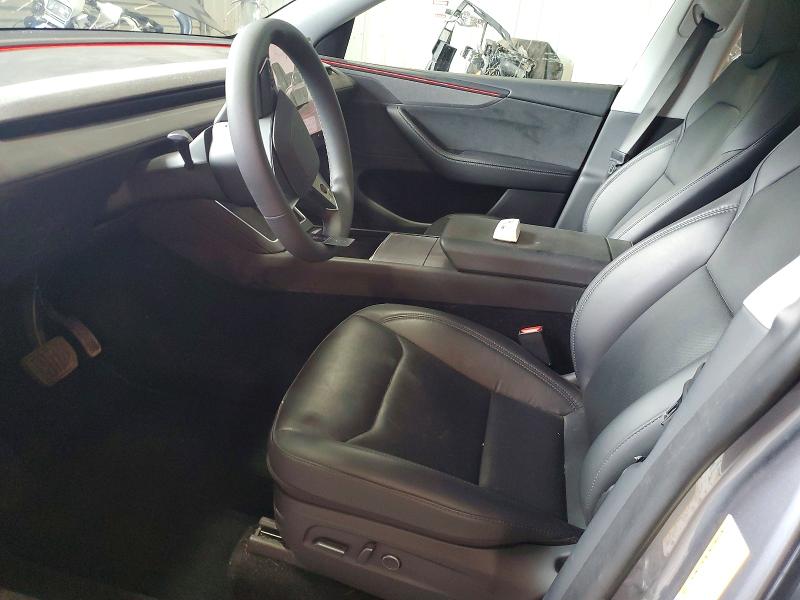 63131906 :رقم المزاد ، 7SAYGDEE7TA428762 vin ، 2026 Tesla Model Y مزاد بيع