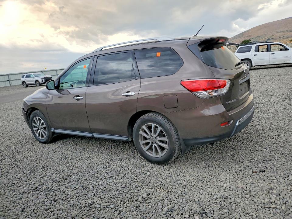 2015 Nissan Pathfinder მანქანა იყიდება აუქციონზე, vin: 5N1AR2MN2FC721824, აუქციონის ნომერი: 60417686