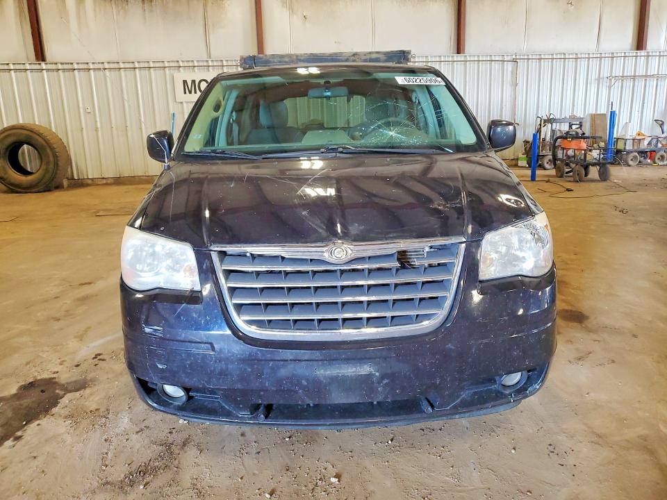 2010 Chrysler Town & Country მანქანა იყიდება აუქციონზე, vin: 2A4RR5D18AR151506, აუქციონის ნომერი: 60225906