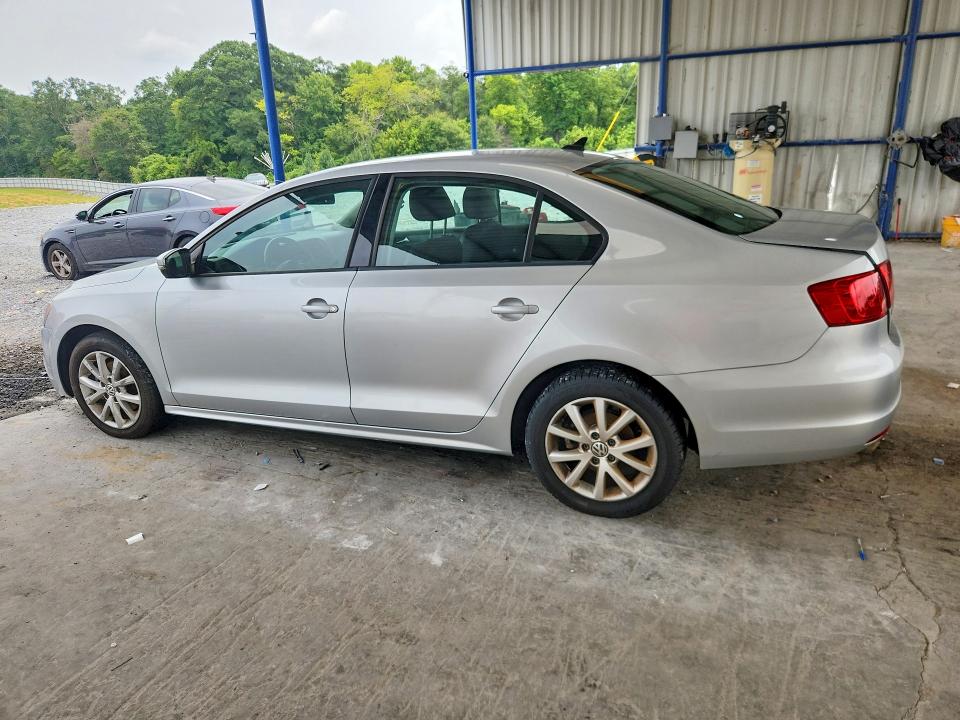 62709406 :رقم المزاد ، 3VWDP7AJ8CM377445 vin ، 2012 Volkswagen Jetta مزاد بيع