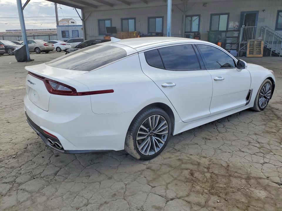 61050046 :رقم المزاد ، KNAE15LA2K6067118 vin ، 2019 Kia Stinger مزاد بيع