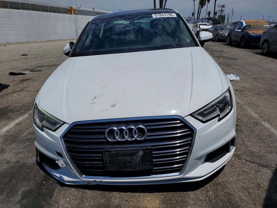 Auction sale of the 2017 Audi A3, vin: WAUAUGFF9H1040173, lot number: 61943196