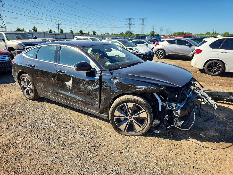 Aukcja sprzedaży 2025 Audi A6 E-tron, vin: WAU2DAGH6SA024750, numer aukcji: 62748496