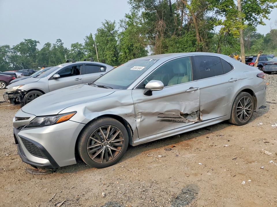 Продаж на аукціоні авто 2022 Toyota Camry, vin: 4T1G11AK9NU711547, номер лоту: 60441846