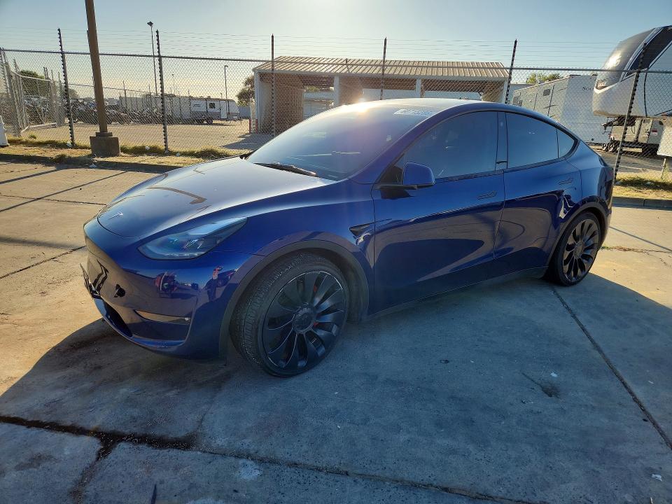 2023 Tesla Model Y მანქანა იყიდება აუქციონზე, vin: 7SAYGDEF6PF745837, აუქციონის ნომერი: 60715286