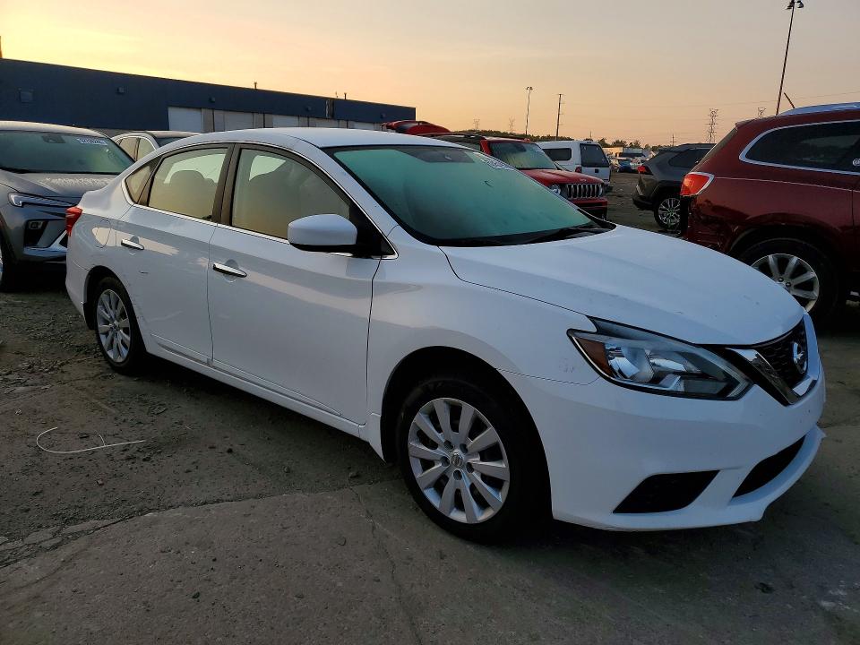 62451956 :رقم المزاد ، 3N1AB7APXGY237049 vin ، 2016 Nissan Sentra مزاد بيع