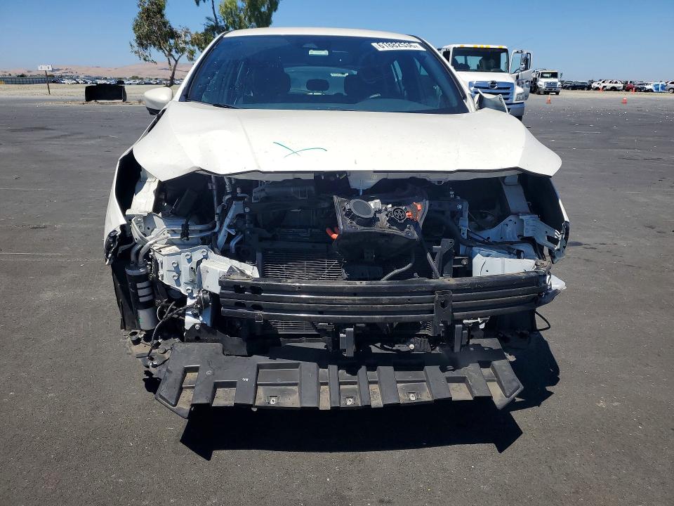 61882536 :رقم المزاد ، 1N4BZ1CVXNC551110 vin ، 2022 Nissan Leaf مزاد بيع