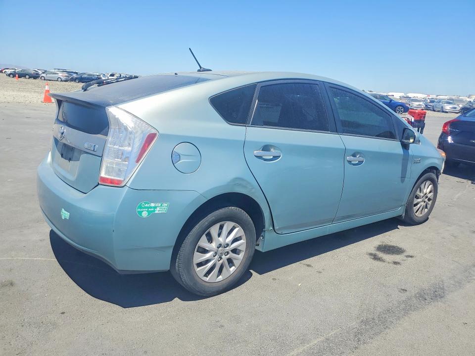 61696116 :رقم المزاد ، JTDKN3DP3E3057611 vin ، 2014 Toyota Prius Plug-in Hybrid مزاد بيع