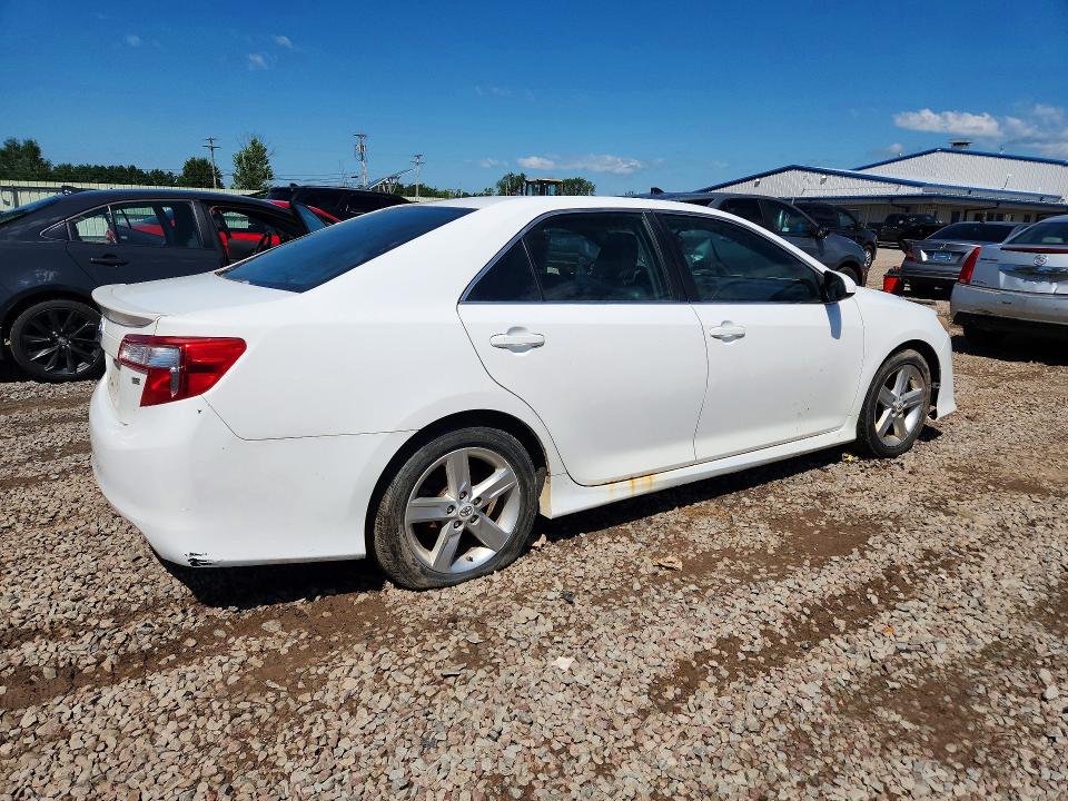 Auction sale of the 2012 Toyota Camry, vin: 4T1BF1FKXCU593221, lot number: 63459256