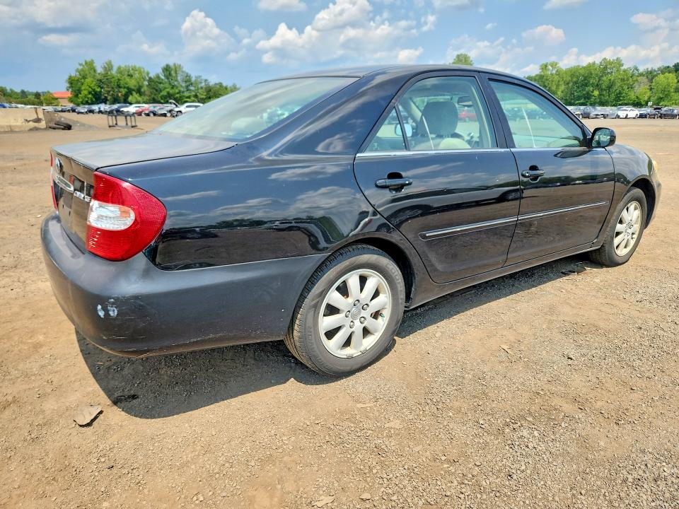 2004 Toyota Camry მანქანა იყიდება აუქციონზე, vin: 4T1BE30K24U336028, აუქციონის ნომერი: 62307356