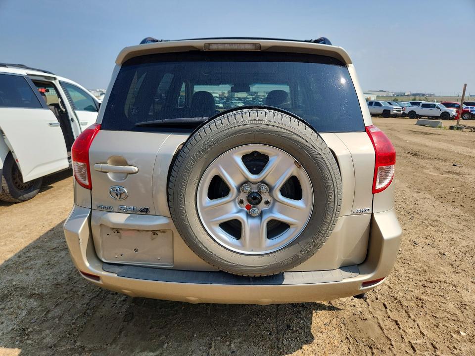 61627286 :رقم المزاد ، JTMBD31V785143020 vin ، 2008 Toyota Rav4 مزاد بيع