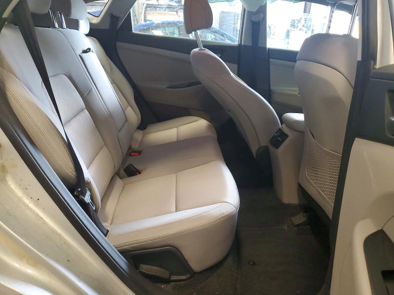 2017 Hyundai Tucson მანქანა იყიდება აუქციონზე, vin: KM8J2CA43HU558572, აუქციონის ნომერი: 58942186
