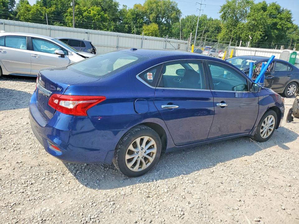 63286326 :رقم المزاد ، 3N1AB7AP4JL620120 vin ، 2018 Nissan Sentra مزاد بيع