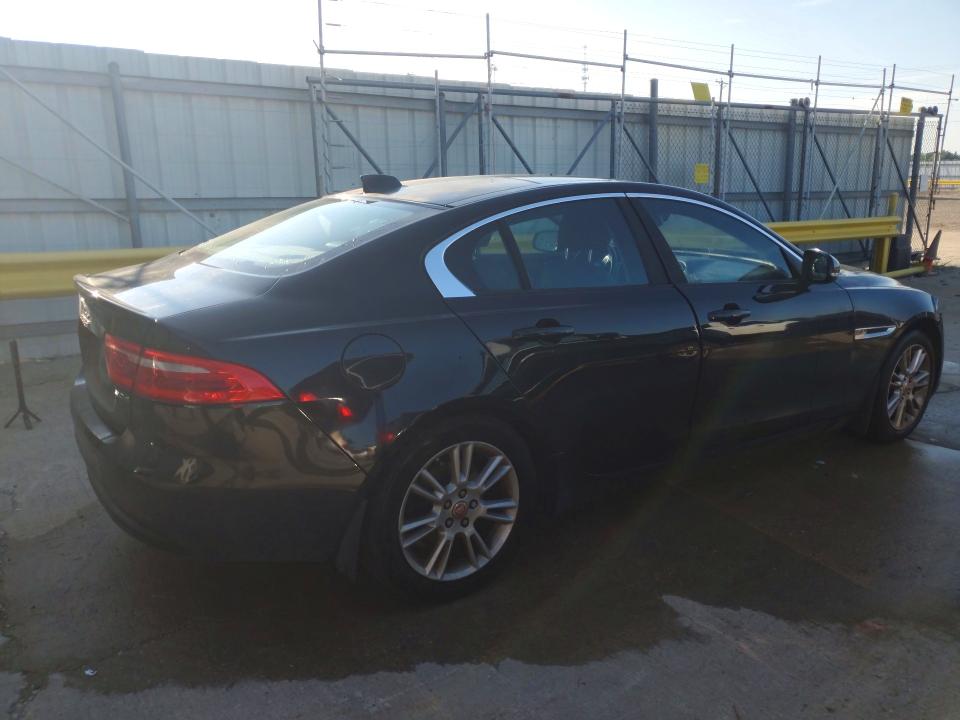 2017 Jaguar Xe მანქანა იყიდება აუქციონზე, vin: SAJAD4BN8HA952227, აუქციონის ნომერი: 62858496