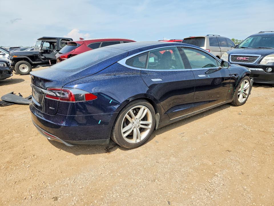 Продаж на аукціоні авто 2015 Tesla Model S, vin: 5YJSA1H25FF086899, номер лоту: 59821696