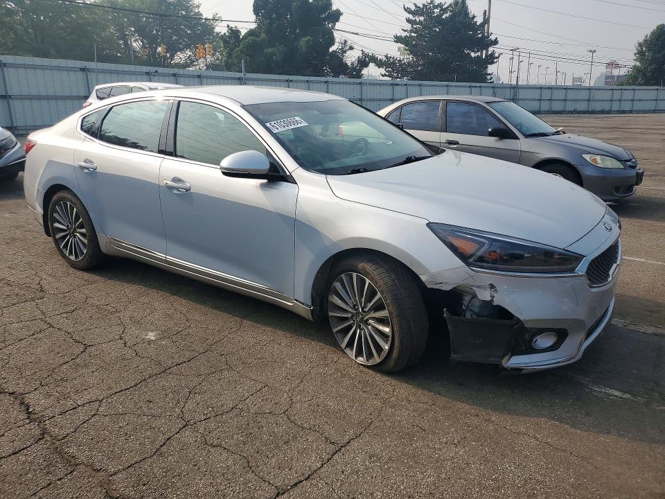 Продажа на аукционе авто 2017 Kia Cadenza, vin: KNALB4J1XH5052138, номер лота: 61030666