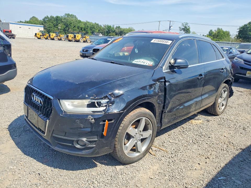 Продажа на аукционе авто 2015 Audi Q3, vin: WA1GFCFS8FR013763, номер лота: 61588856