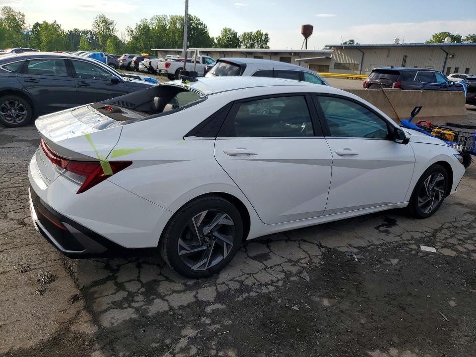 Продажа на аукционе авто 2024 Hyundai Elantra, vin: KMHLP4DG8RU661185, номер лота: 63020376
