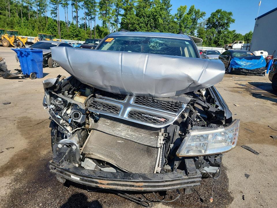 60268166 :رقم المزاد ، 3C4PDCBB1KT836487 vin ، 2019 Dodge Journey مزاد بيع