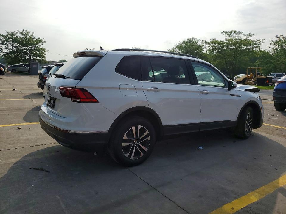 Продажа на аукционе авто 2023 Volkswagen Tiguan, vin: 3VVRB7AX3PM076696, номер лота: 60064716