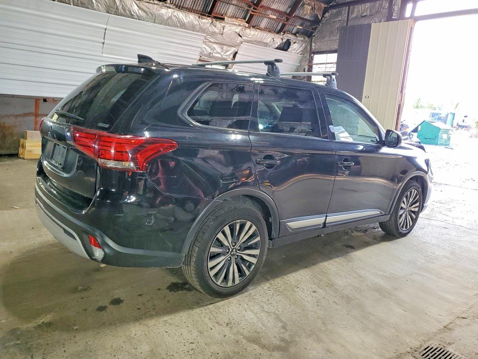 Продажа на аукционе авто 2020 Mitsubishi Outlander, vin: JA4AZ3A32LZ045987, номер лота: 76294275