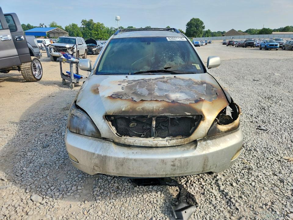 63027116 :رقم المزاد ، 2T2GA31U74C014080 vin ، 2004 Lexus Rx مزاد بيع