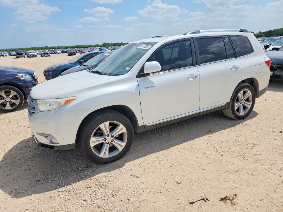 Продажа на аукционе авто 2013 Toyota Highlander, vin: 5TDYK3EH4DS125678, номер лота: 63172696