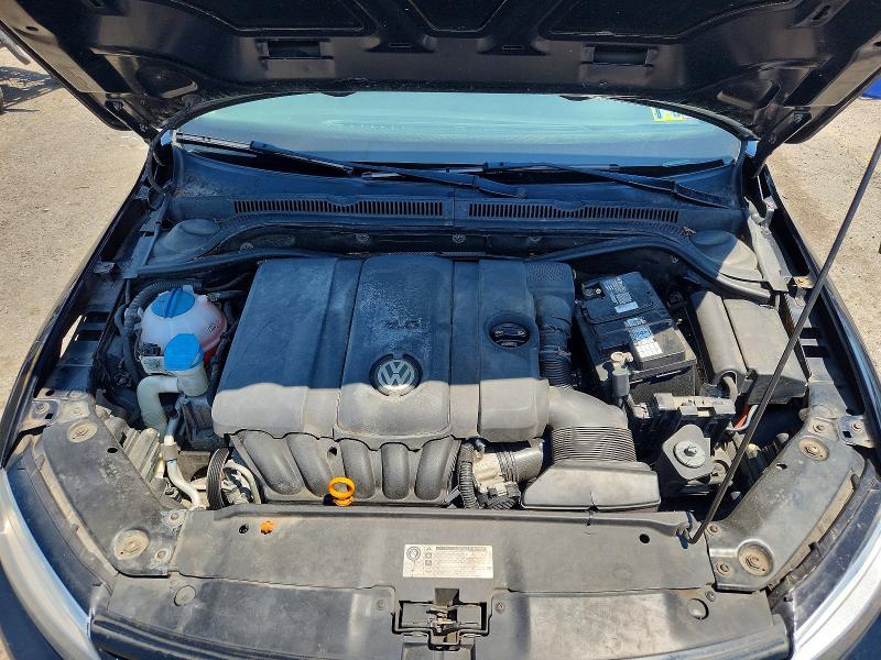 61430066 :رقم المزاد ، 3VWDP7AJ2CM338737 vin ، 2012 Volkswagen Jetta مزاد بيع