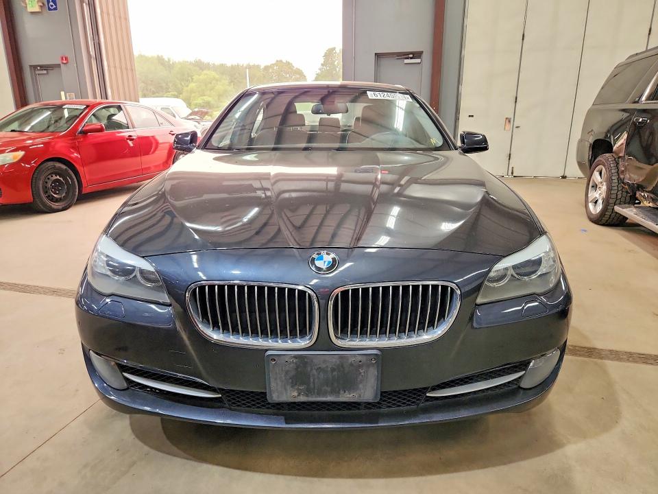 61245916 :رقم المزاد ، WBAFU7C51DDU75294 vin ، 2013 Bmw 535 مزاد بيع