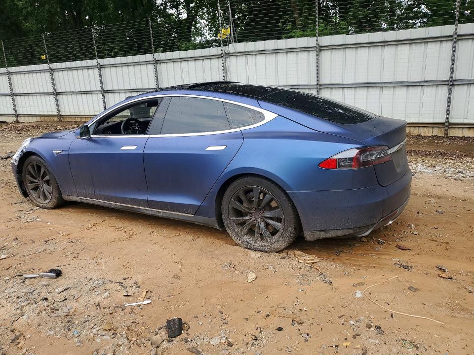 Продажа на аукционе авто 2015 Tesla Model S, vin: 5YJSA1H29FF098361, номер лота: 60857736