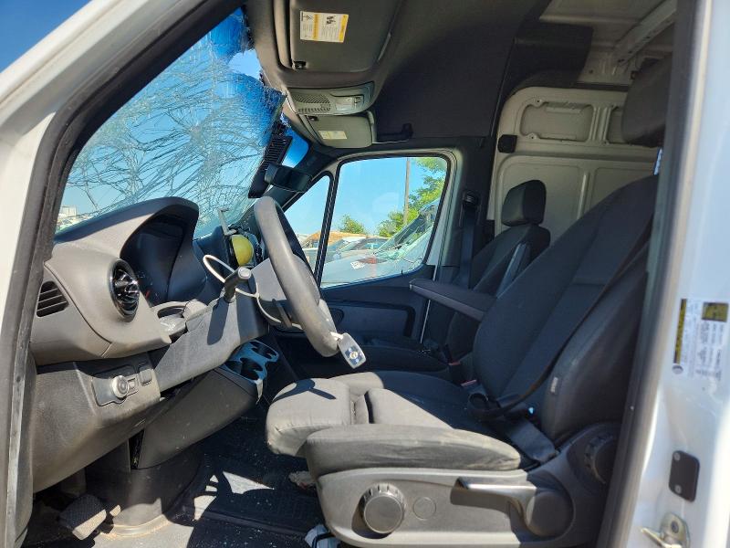 63683266 :رقم المزاد ، W1Y4DDHY1NT103307 vin ، 2022 Mercedes-benz Sprinter مزاد بيع