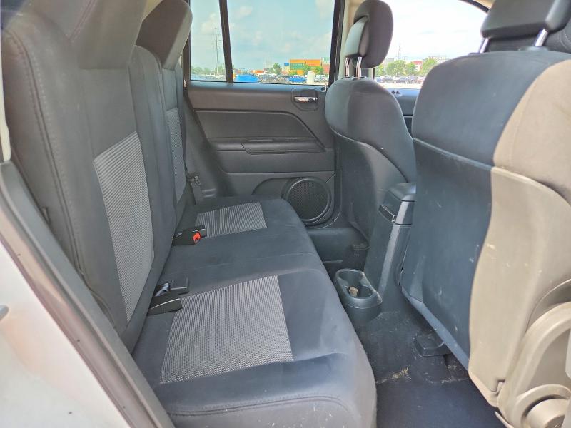 62757256 :رقم المزاد ، 1J4NT1FA9BD155610 vin ، 2011 Jeep Compass مزاد بيع