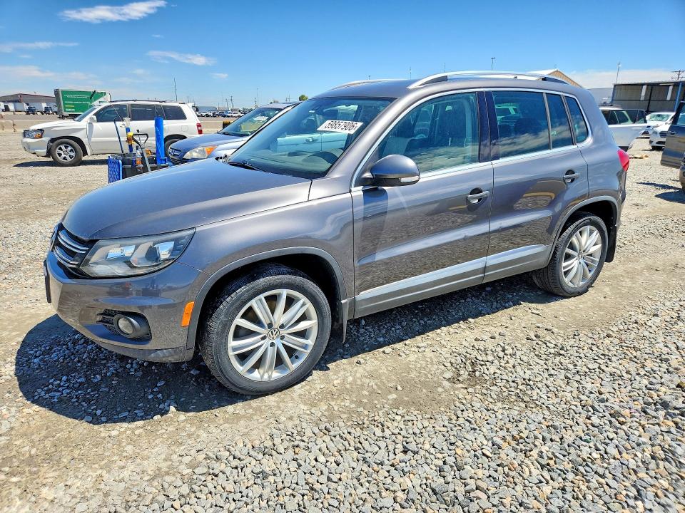 2016 Volkswagen Tiguan მანქანა იყიდება აუქციონზე, vin: WVGBV7AX1GW563124, აუქციონის ნომერი: 59857906