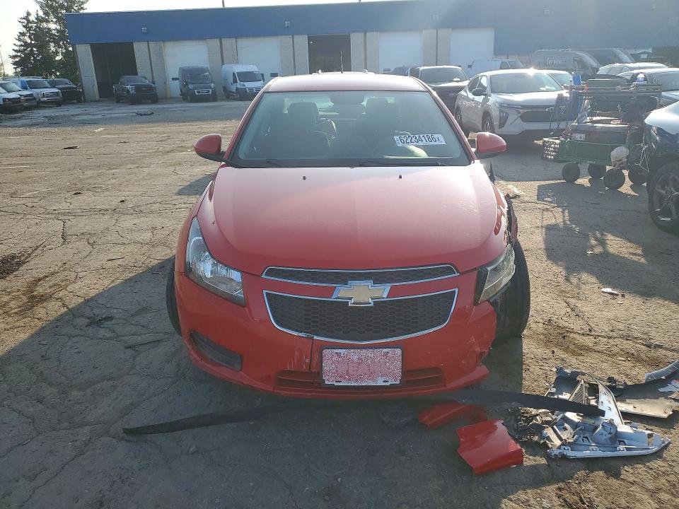 62234186 :رقم المزاد ، 1G1PC5SB8E7439343 vin ، 2014 Chevrolet Cruze مزاد بيع