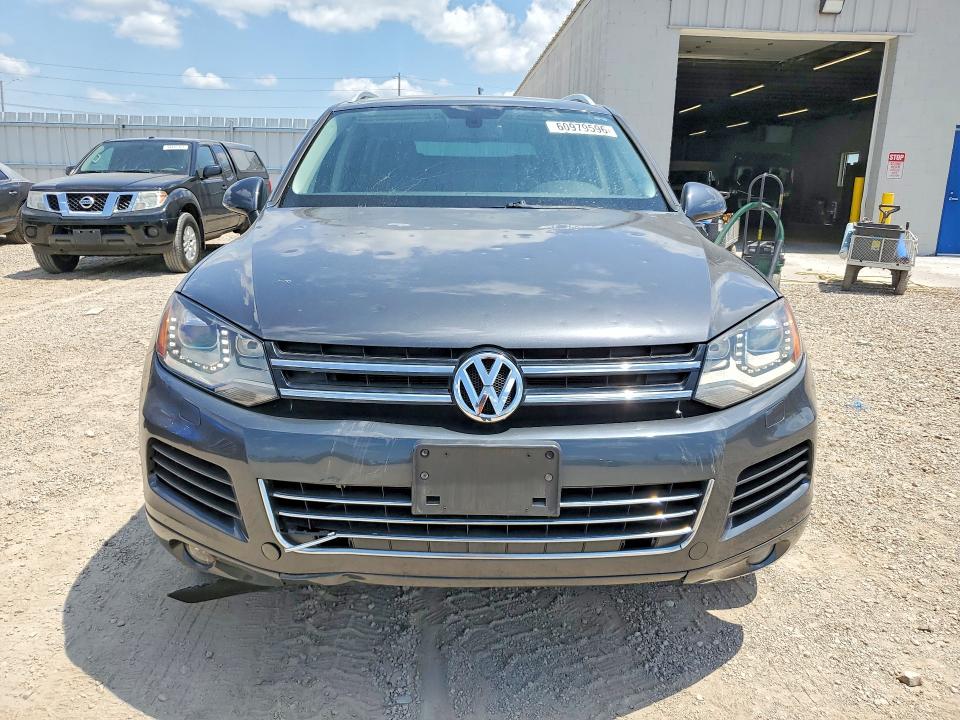 Продажа на аукционе авто 2014 Volkswagen Touareg, vin: WVGEF9BP2ED003917, номер лота: 60979596
