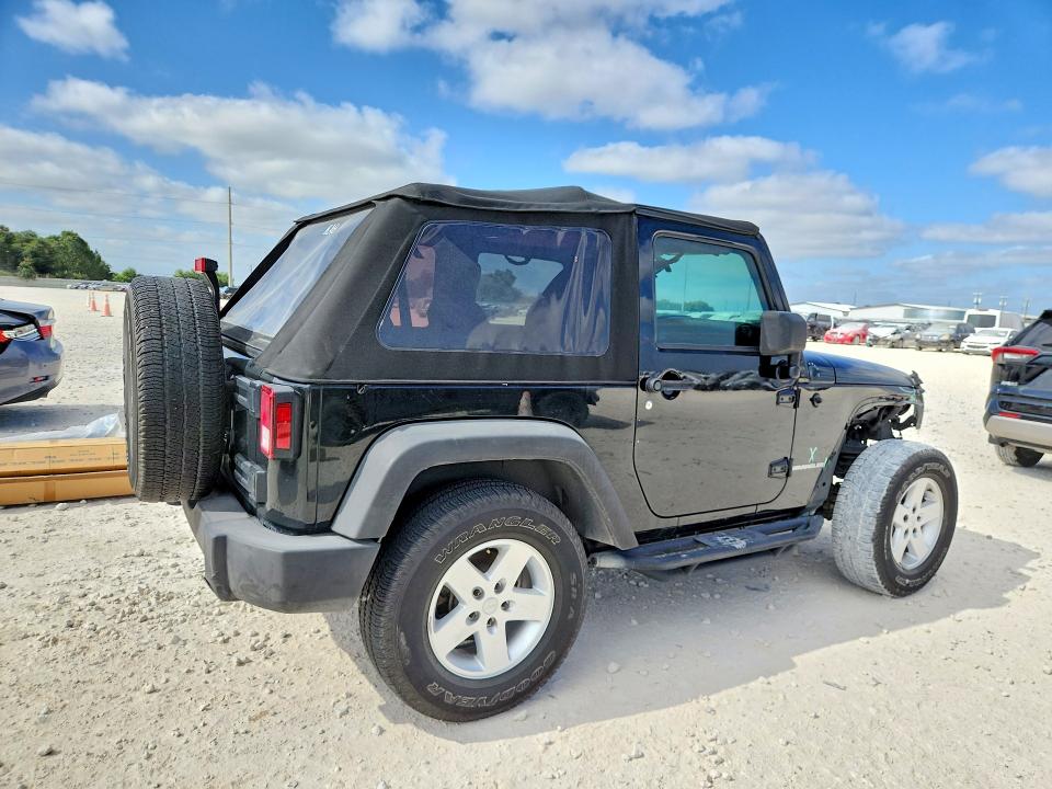 61054516 :رقم المزاد ، 1C4GJWAG3HL735771 vin ، 2017 Jeep Wrangler مزاد بيع