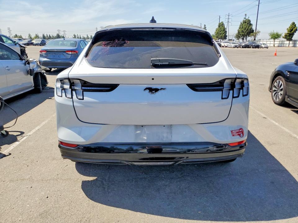 2023 Ford Mustang Mach-e მანქანა იყიდება აუქციონზე, vin: 3FMTK3R47PMB01845, აუქციონის ნომერი: 62207736