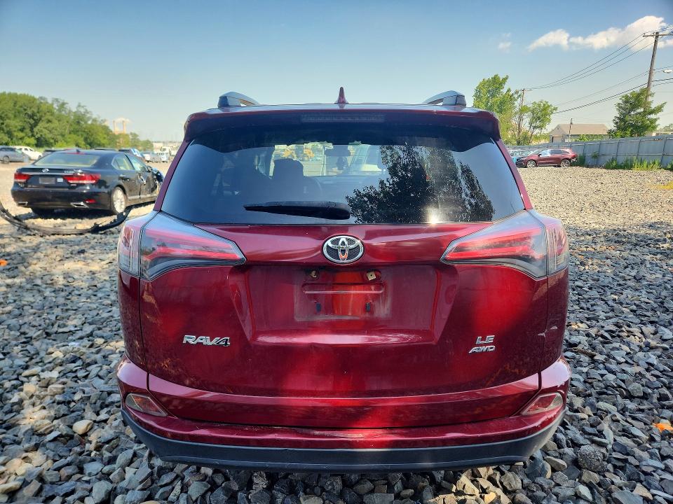 2018 Toyota Rav4 მანქანა იყიდება აუქციონზე, vin: JTMBFREV9JD227309, აუქციონის ნომერი: 61607566