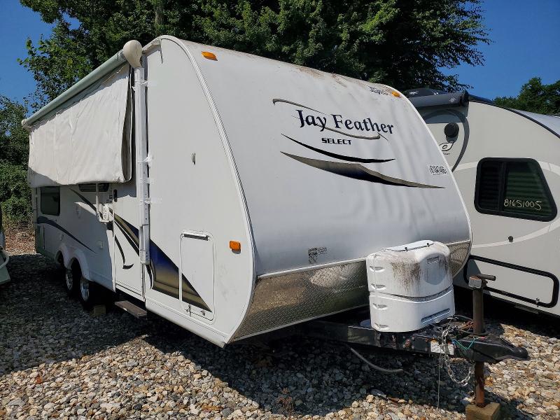 61847466 :رقم المزاد ، 1UJBJ0BK5B1J30132 vin ، 2011 Jayco Jay Feather مزاد بيع