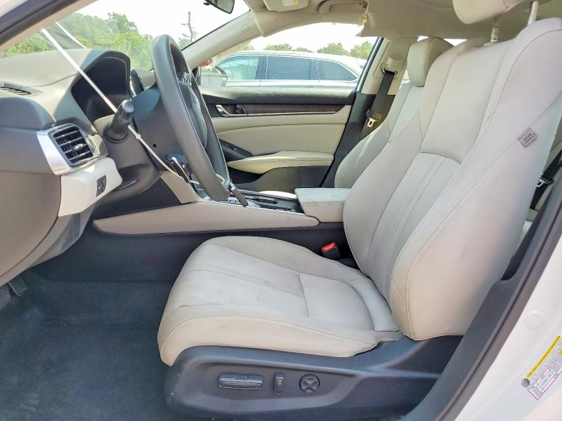 61762386 :رقم المزاد ، 1HGCV3F49MA003894 vin ، 2021 Honda Accord مزاد بيع