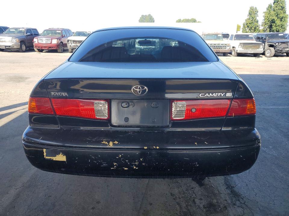 2001 Toyota Camry მანქანა იყიდება აუქციონზე, vin: 4T1BG22K01U102645, აუქციონის ნომერი: 58984376