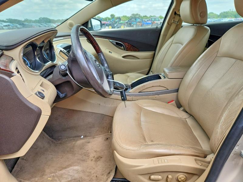 62291026 :رقم المزاد ، 1G4GC5ED6BF187027 vin ، 2011 Buick Lacrosse مزاد بيع