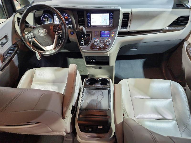 62222476 :رقم المزاد ، 5TDDZ3DC9LS228111 vin ، 2020 Toyota Sienna مزاد بيع