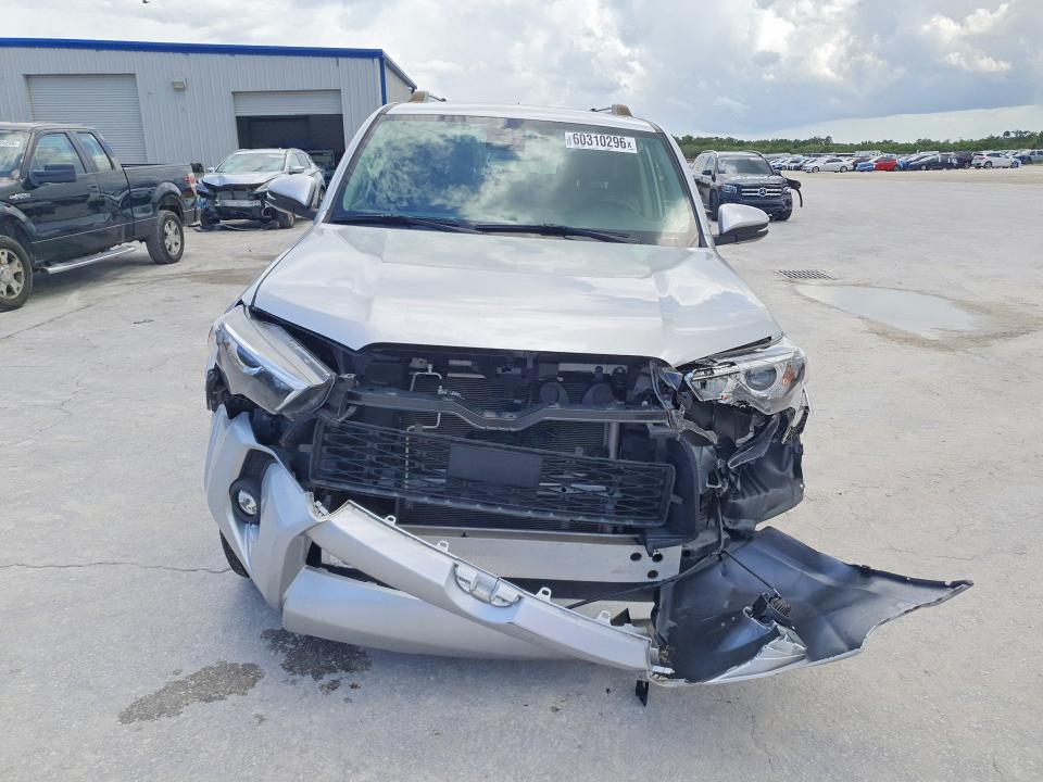 Продаж на аукціоні авто 2023 Toyota 4runner, vin: JTENU5JR2P6176183, номер лоту: 60310296
