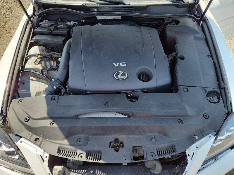 60281816 :رقم المزاد ، JTHCF5C24D5063051 vin ، 2013 Lexus Is مزاد بيع