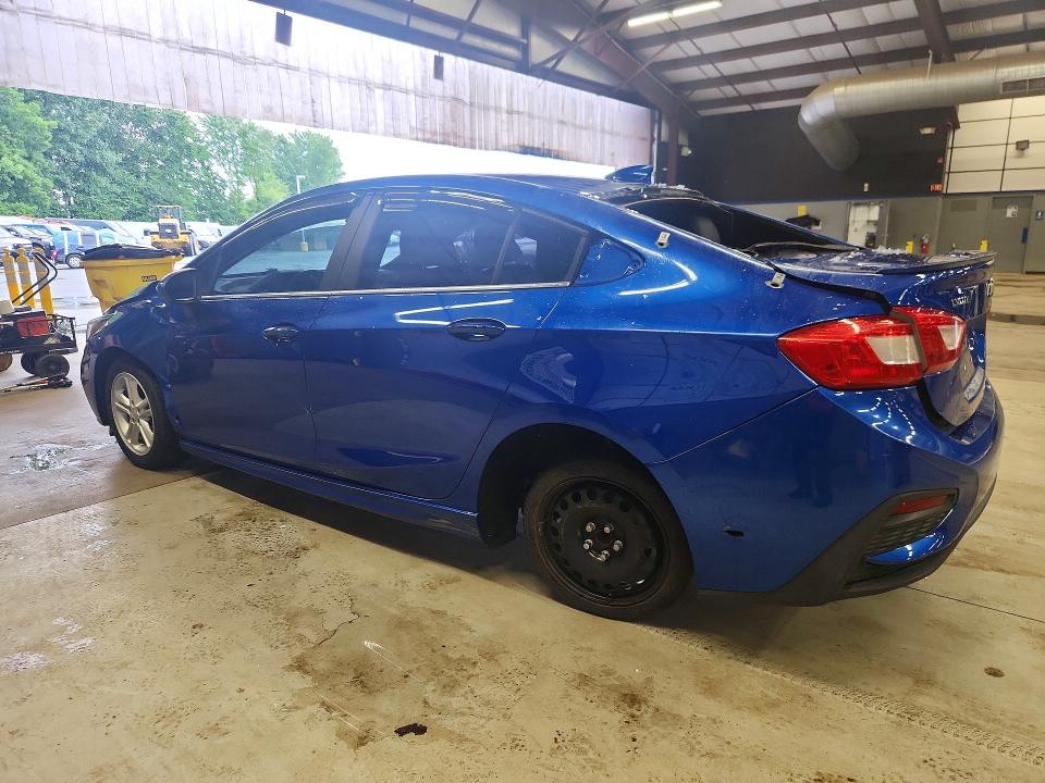2017 Chevrolet Cruze მანქანა იყიდება აუქციონზე, vin: 1G1BE5SM7H7218598, აუქციონის ნომერი: 63357546