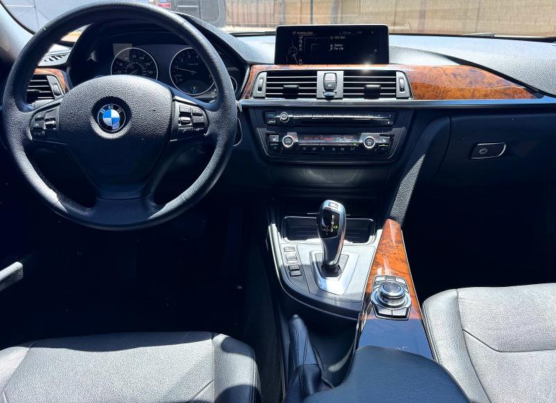 60680046 :رقم المزاد ، WBA3F9C57DF484398 vin ، 2013 Bmw Activehybrid 3 مزاد بيع